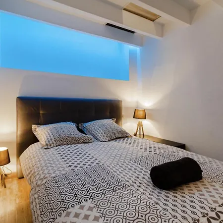 Atypique Ramblas Avec Sa